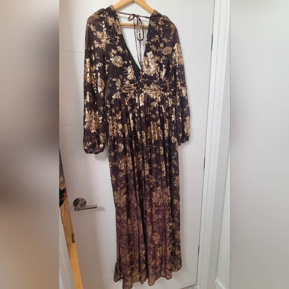 NWT Baltic Born Charlene Maxi Dress in Wine & Gold - Picture 5 of 9